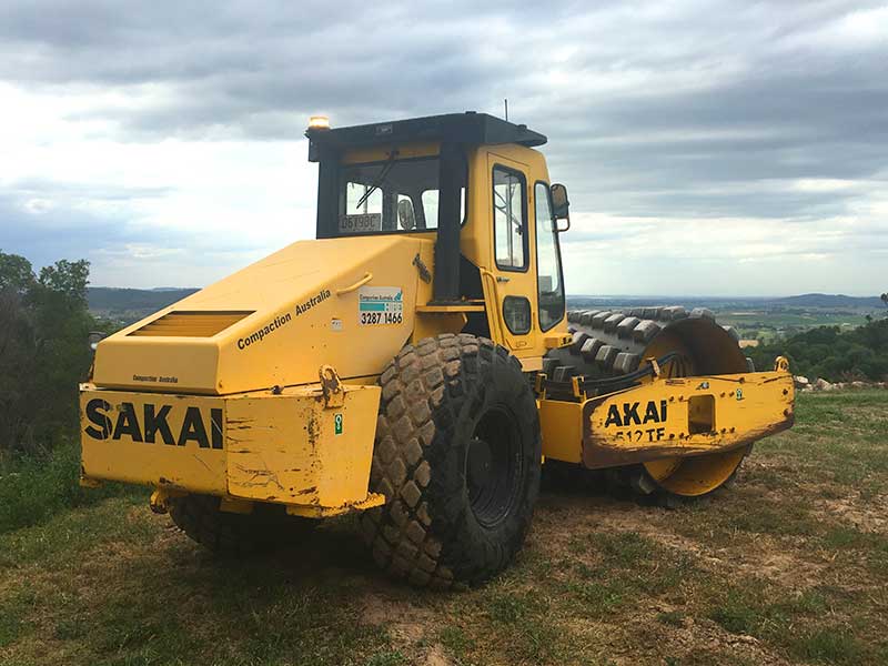 Sakai SV512T Padfoot Compactor