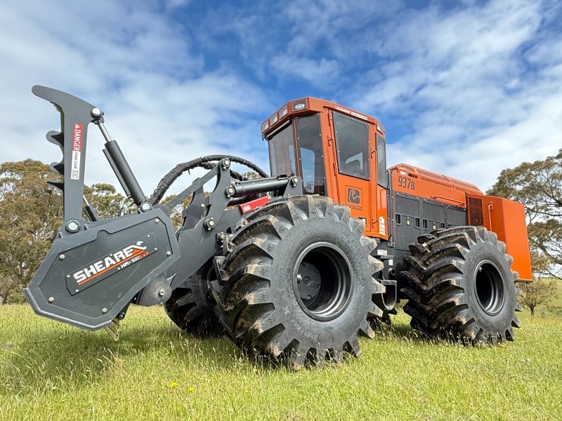 Hitachi releases ZX490LCH-7 super long front excavator